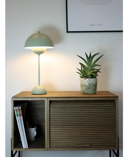 Lampka stołowa retro | Styl Verner Panton